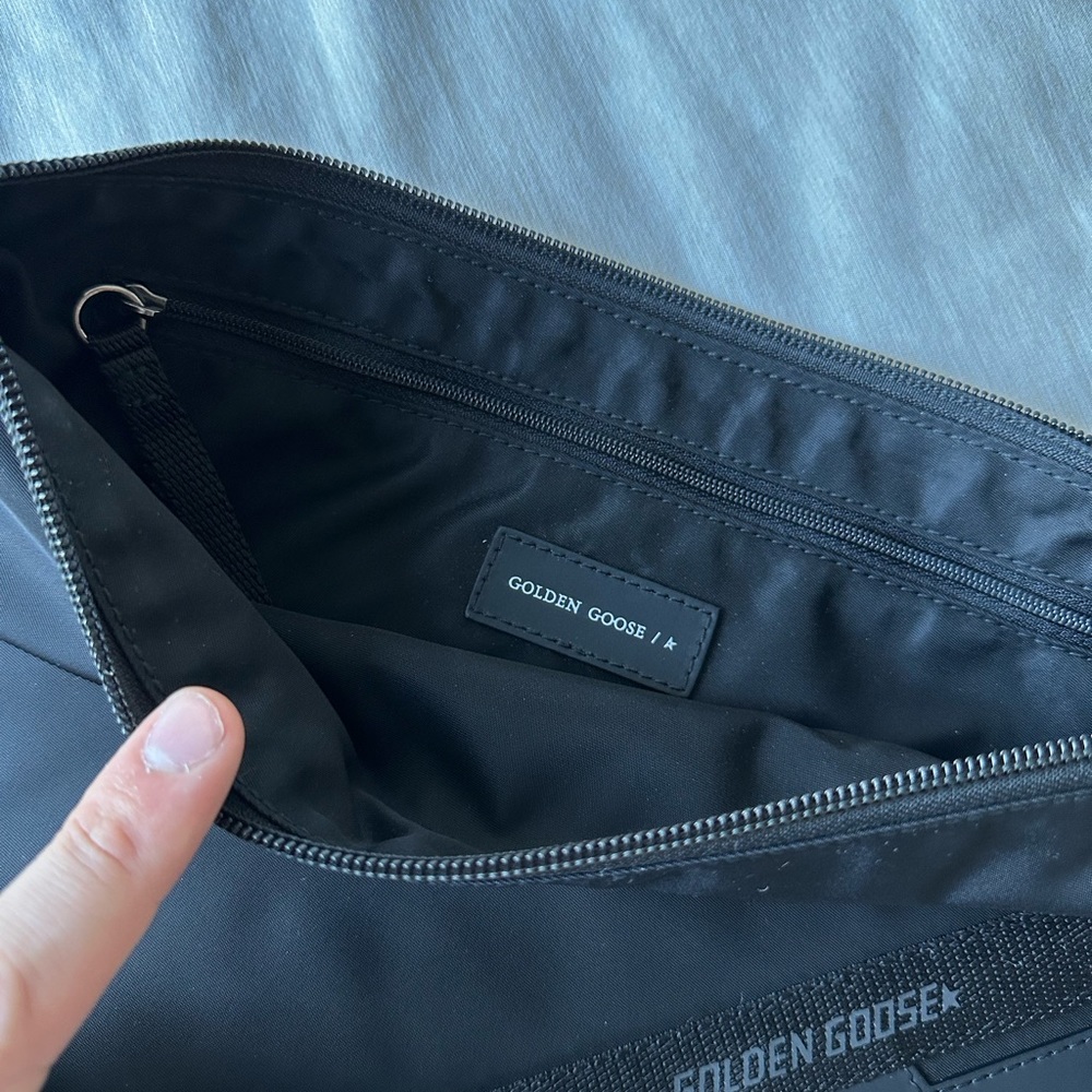 Golden Goose large black nylon Journey pouch - Picture 4 of 6